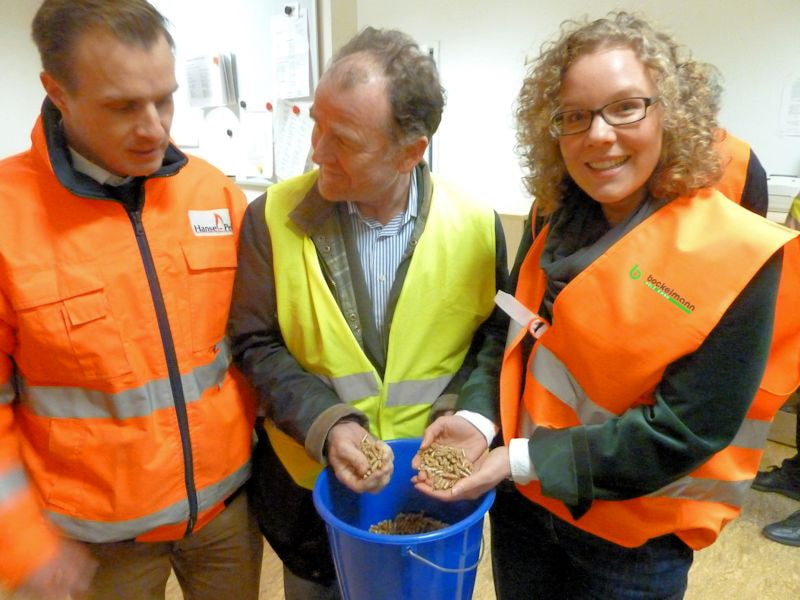 160202_Bersuch_Pellets-Werk_Julia_Verlinden