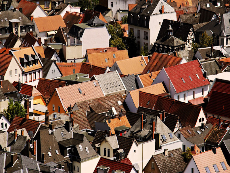 190322_Julai_Verlinden_city-3632286_1920_Daecher_pixaby