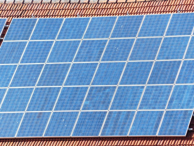 190426_pixabay_aufdachsolar-100442