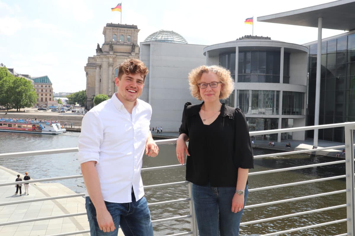 Julia Verlinden hat sich PPP-Kandidat Peer Jakob Schulze kürzlich in Berlin getroffen